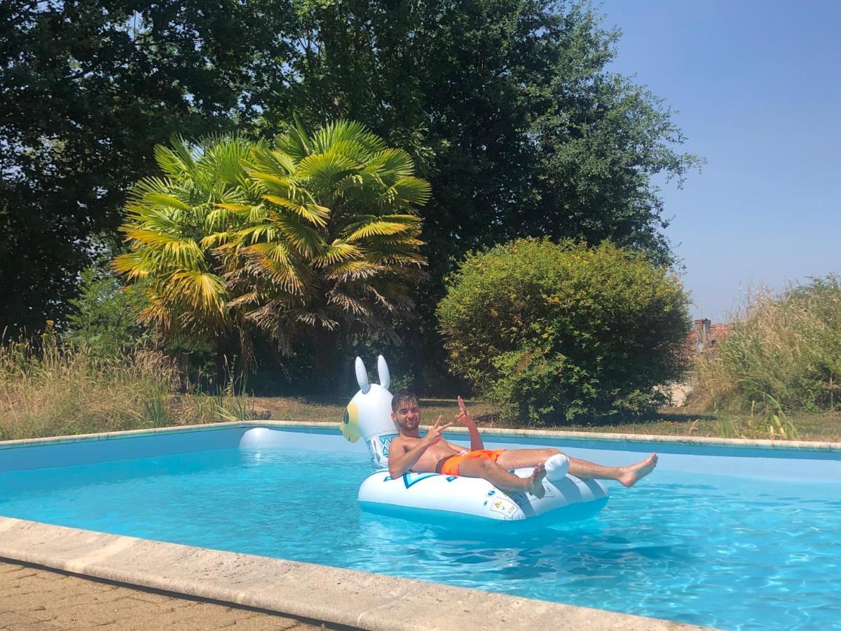 Domaine Pierrot Bed and Breakfast Laujuzan Εξωτερικό φωτογραφία