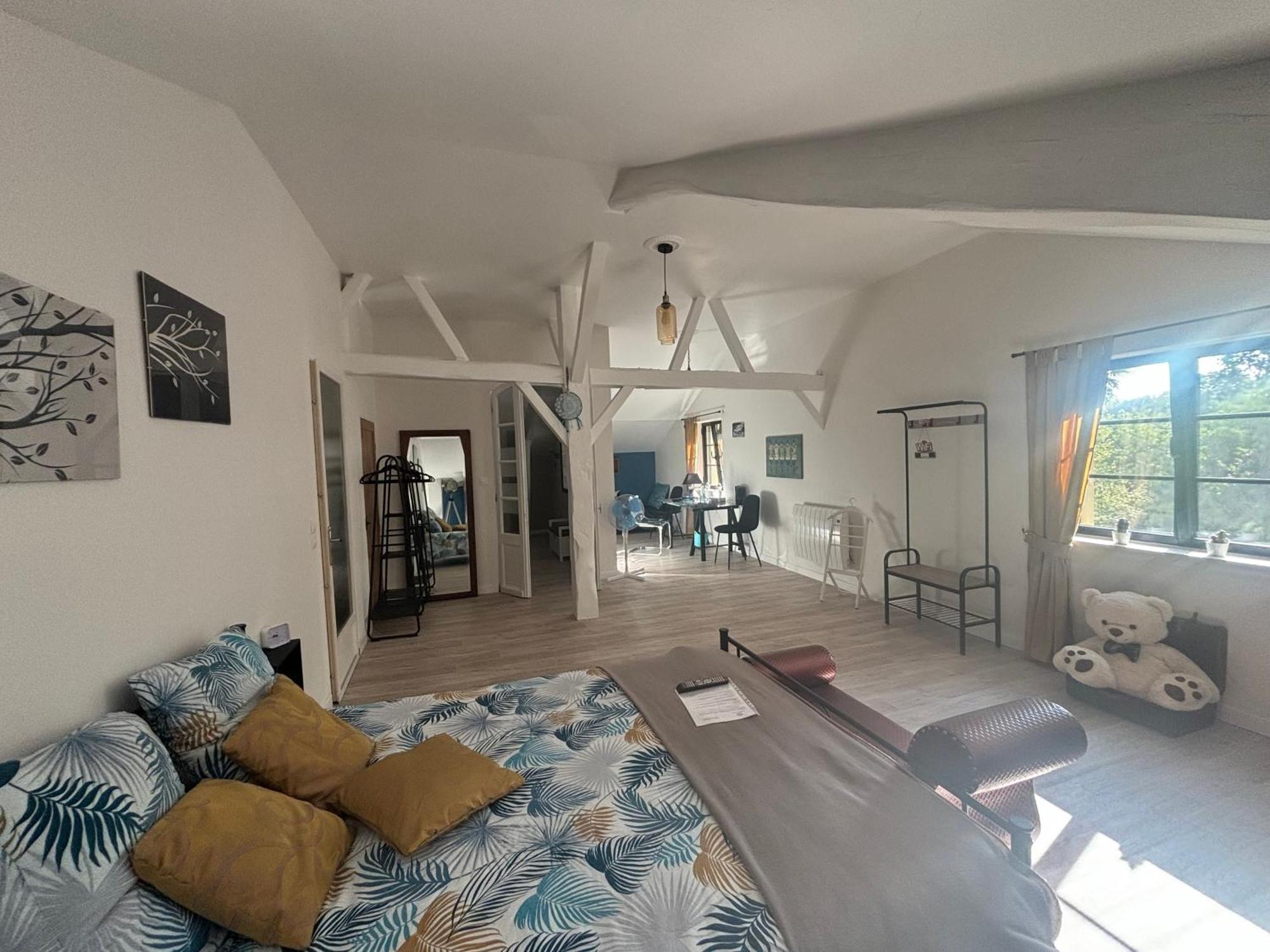 Domaine Pierrot Bed and Breakfast Laujuzan Εξωτερικό φωτογραφία